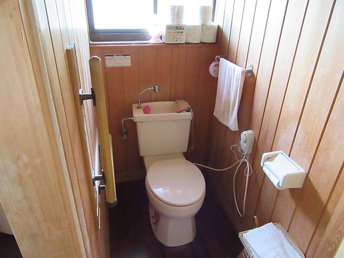 1960s wood house in Hiroshima