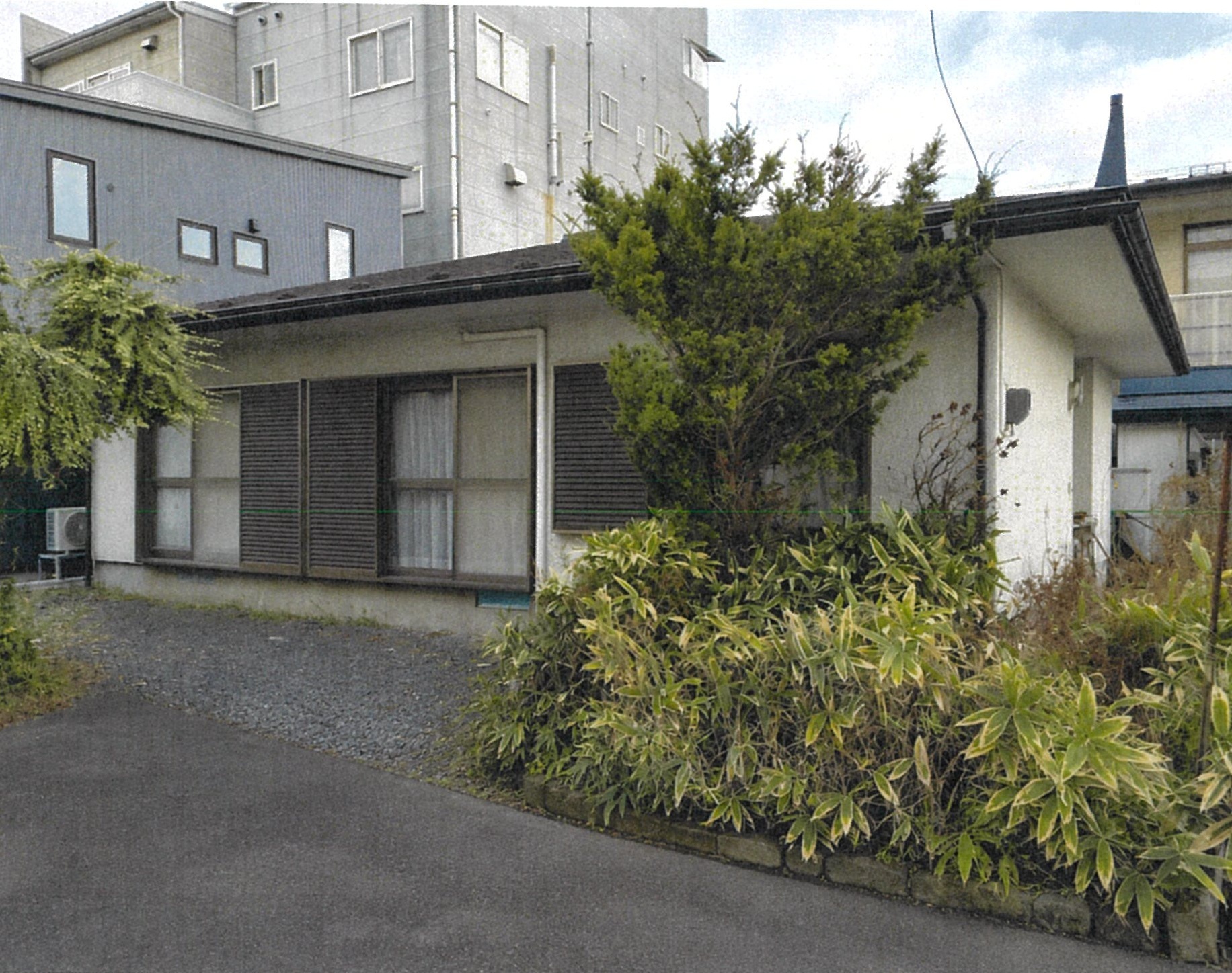 1980s wood house, 15-min walk to station, Aomori
