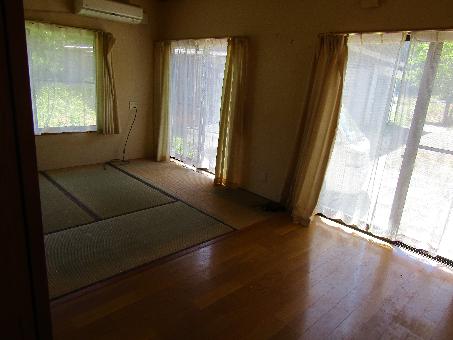 1980s wood house in Oita