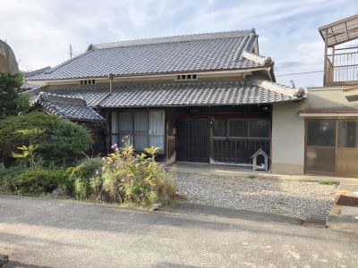 1960s wood house, 16-min walk to station, Hyogo