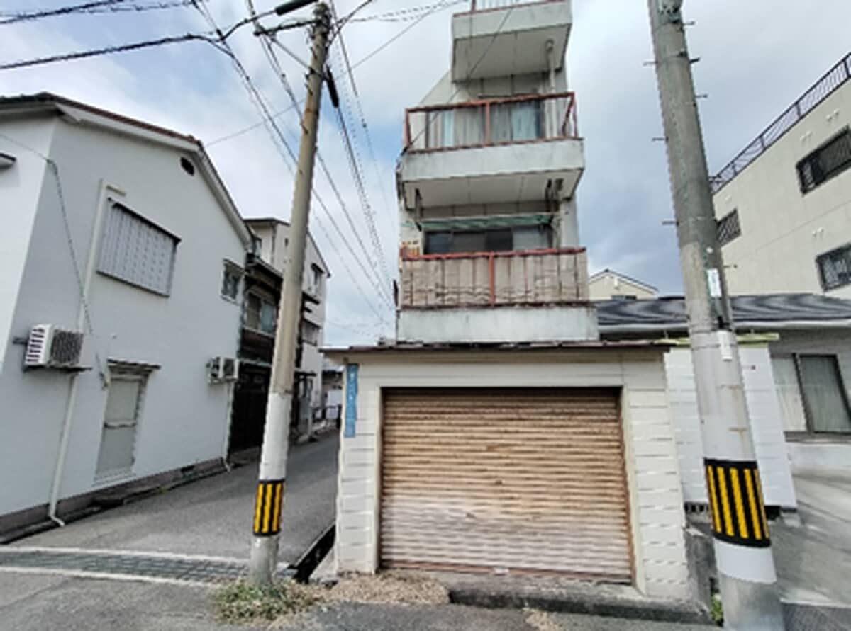1980s steel-frame house in Hiroshima