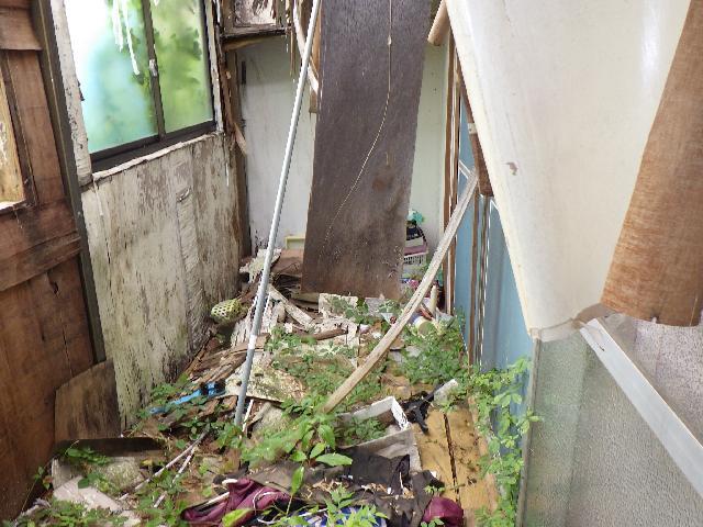 1970s wood house in Nagasaki