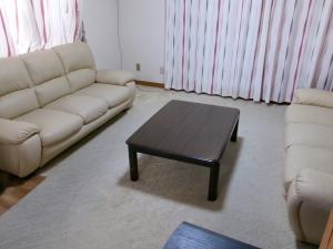 Gero City Akiya Bank [Hagiwara 052] For Sale 12 Million Yen / Popular Area! Former Local High School Athletic Club Dormitory / Many Rooms, 2 Toilets / Suitable for Company Dormitory, etc.!