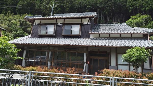 1970s wood house in Hyogo
