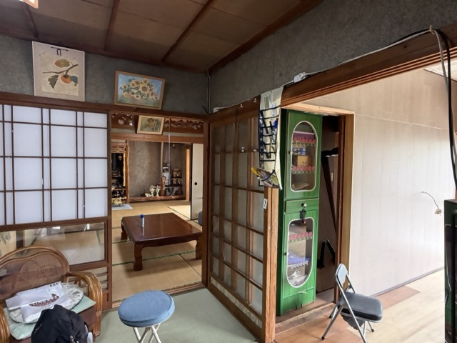 Wood house with storehouses in Kawanabe, Minamikyushu