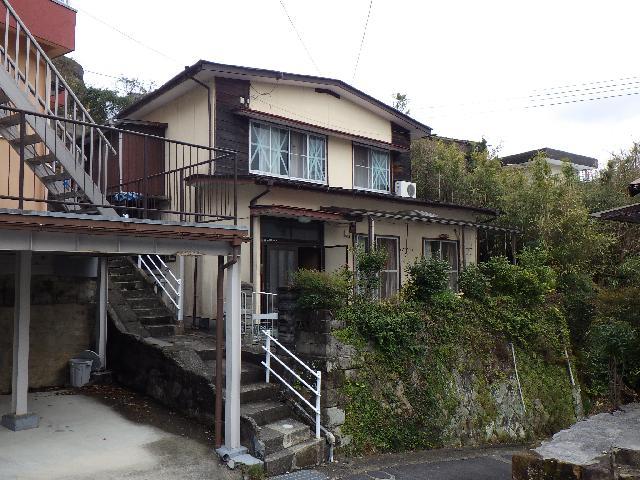 1970s wood house, 12-min walk to station, Nagasaki