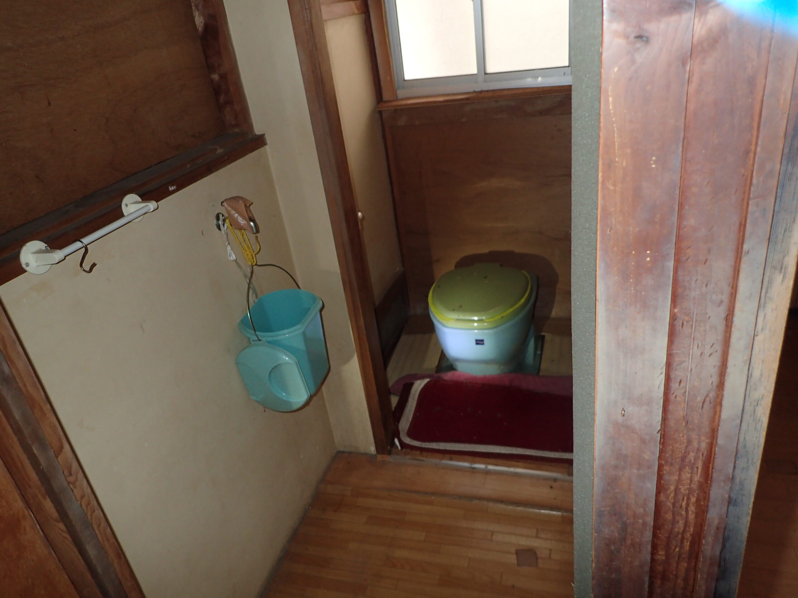 1960s wood house, 16-min walk to station, Okayama