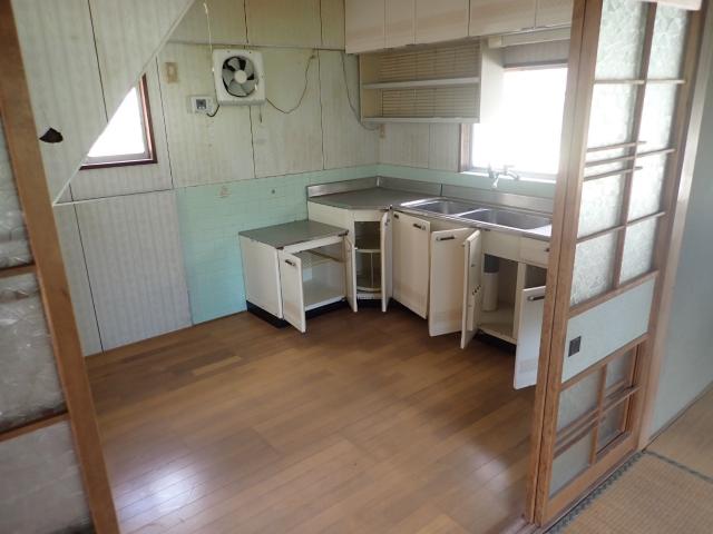 1970s wood house in Oita