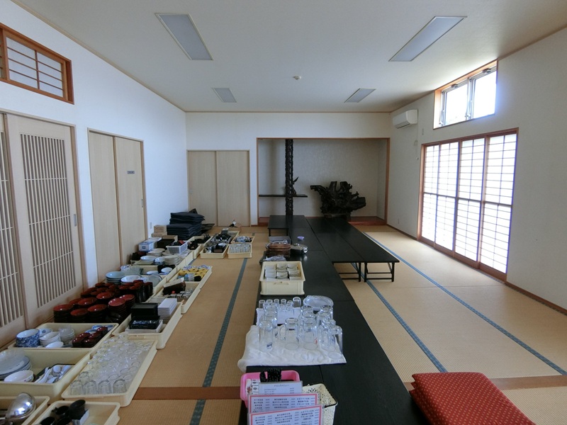 2010s wood house on a large plot in Akita