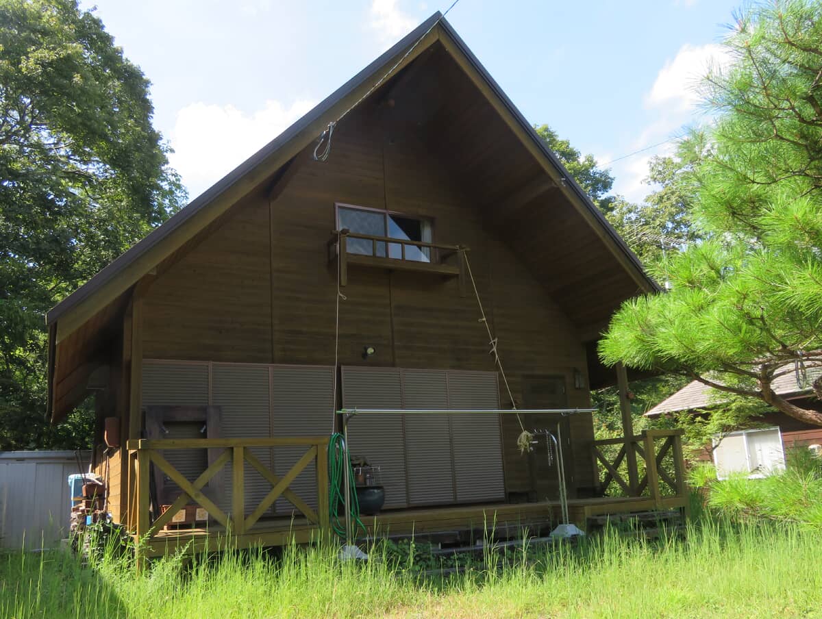 1990s wood house in Hiroshima