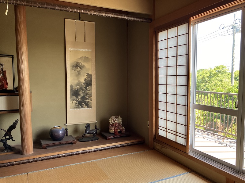 1970s wood house, 13-min walk to station, Tottori