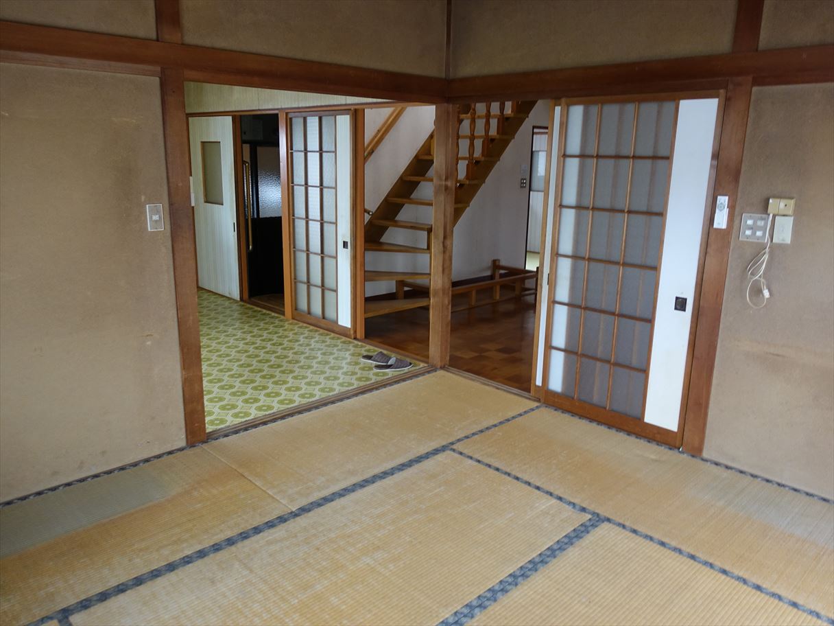 1980s wood house in Akita