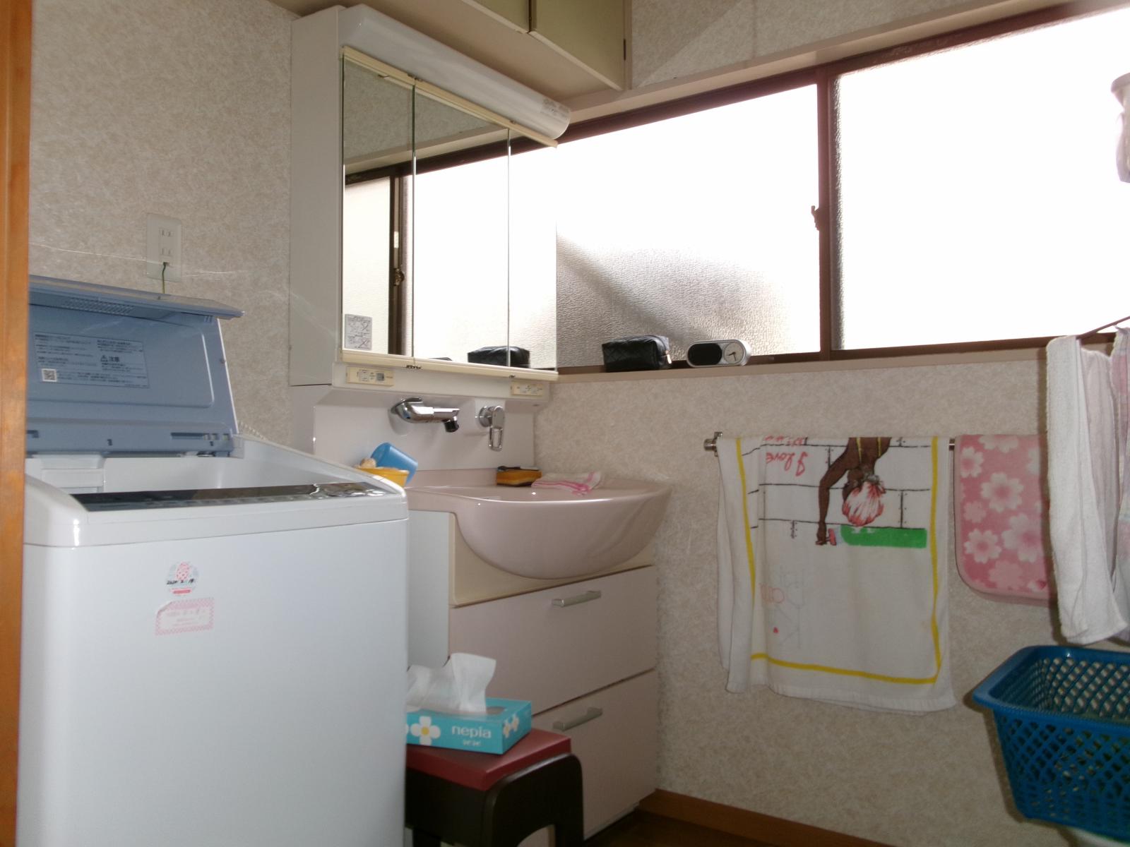 1980s wood house, 4-min walk to station, Yamagata