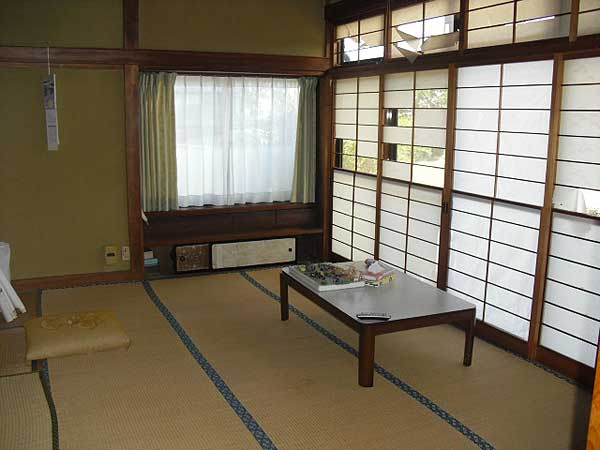 1980s wood house on a large plot in Iwate