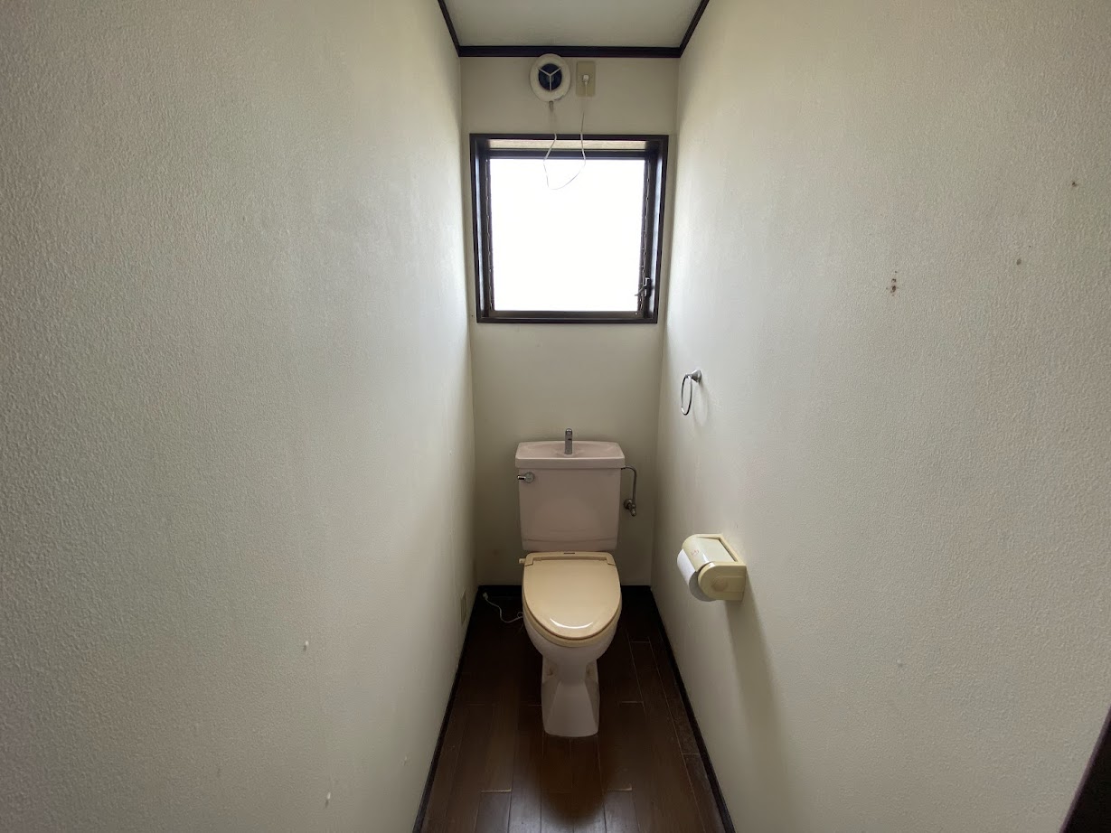1990s wood house in Toyama