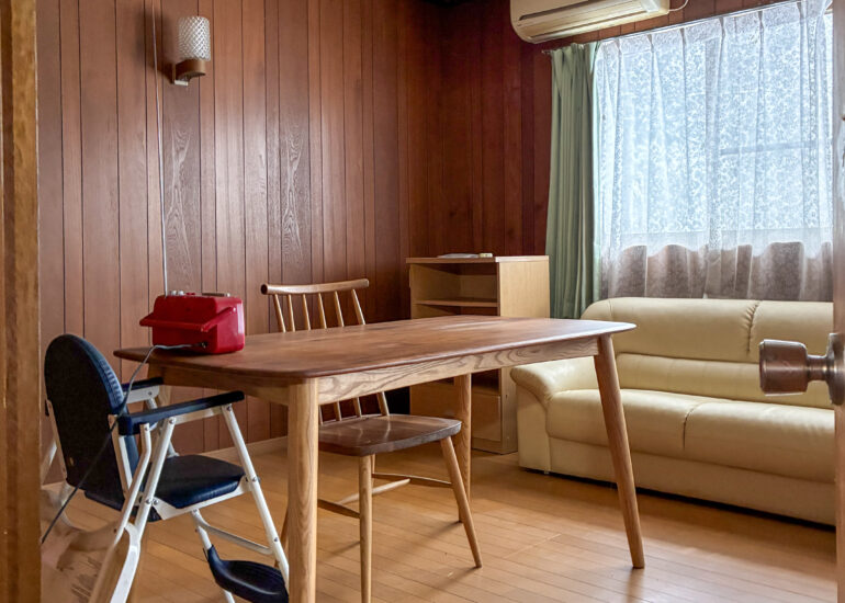 1970s wood house in Matsusaka Kahada