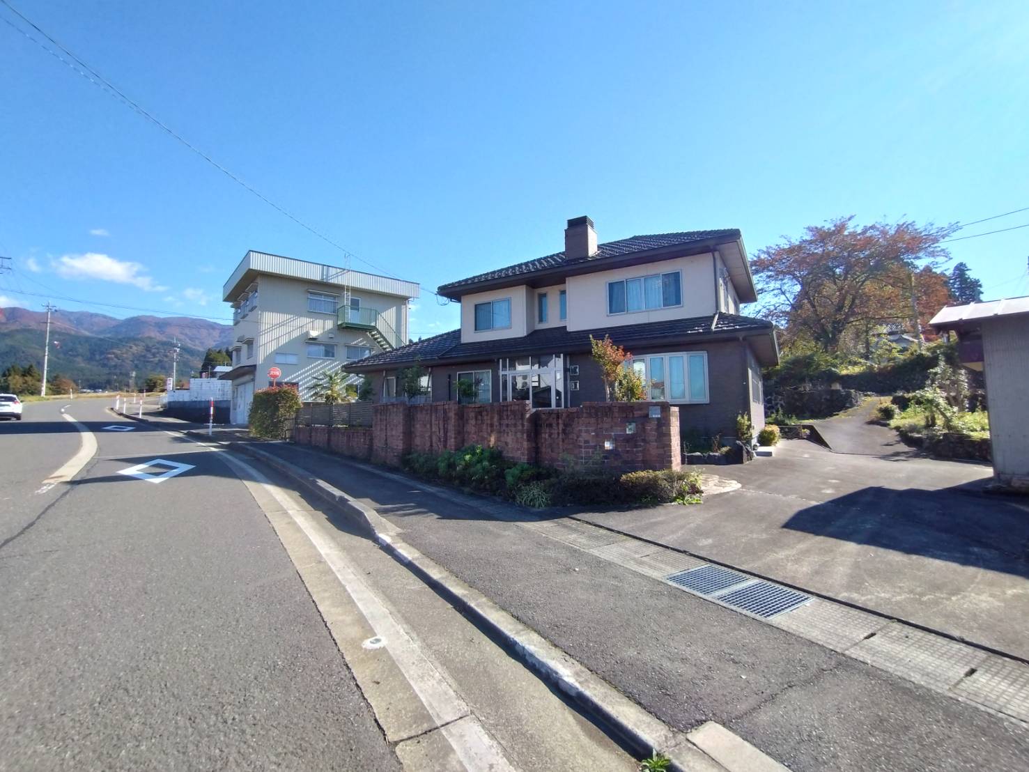 2000s wood house, 19-min walk to station, Fukui