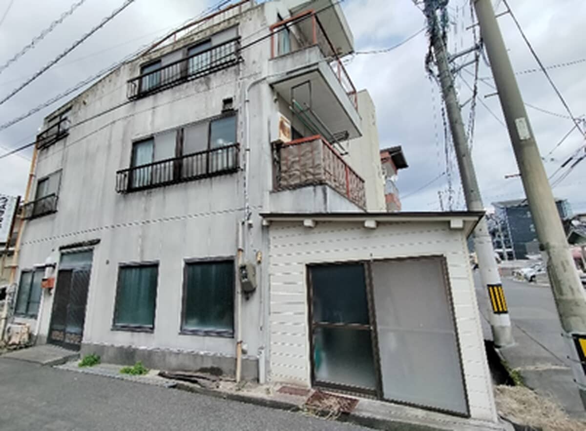 1980s steel-frame house in Hiroshima