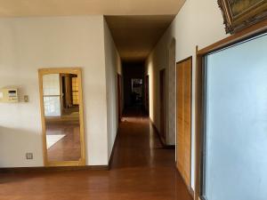 1980s wood house on a large plot in Niigata