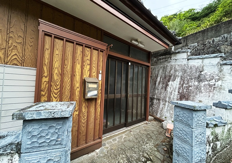 Wood house in Ehime