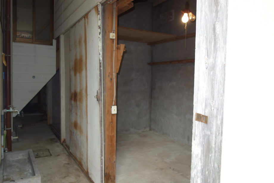 1970s wood house in Nagasaki