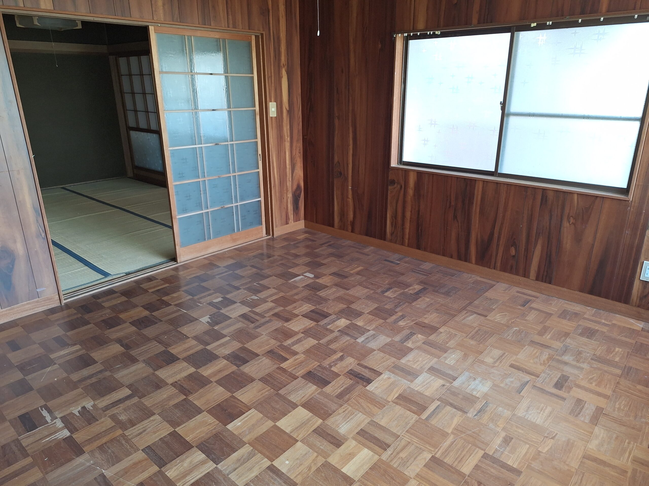 1970s wood house, 3-min walk to station, Yamaguchi
