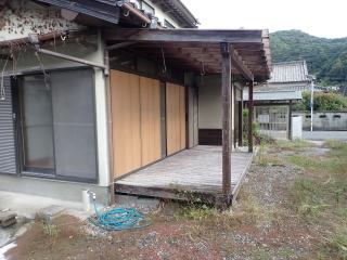 1980s wood house in Oita