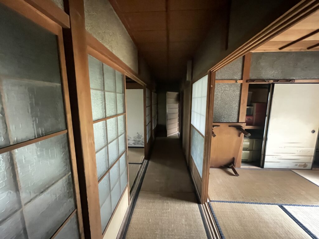 House with storehouses in Nara