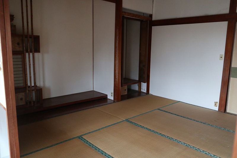 1960s wood house in Saga