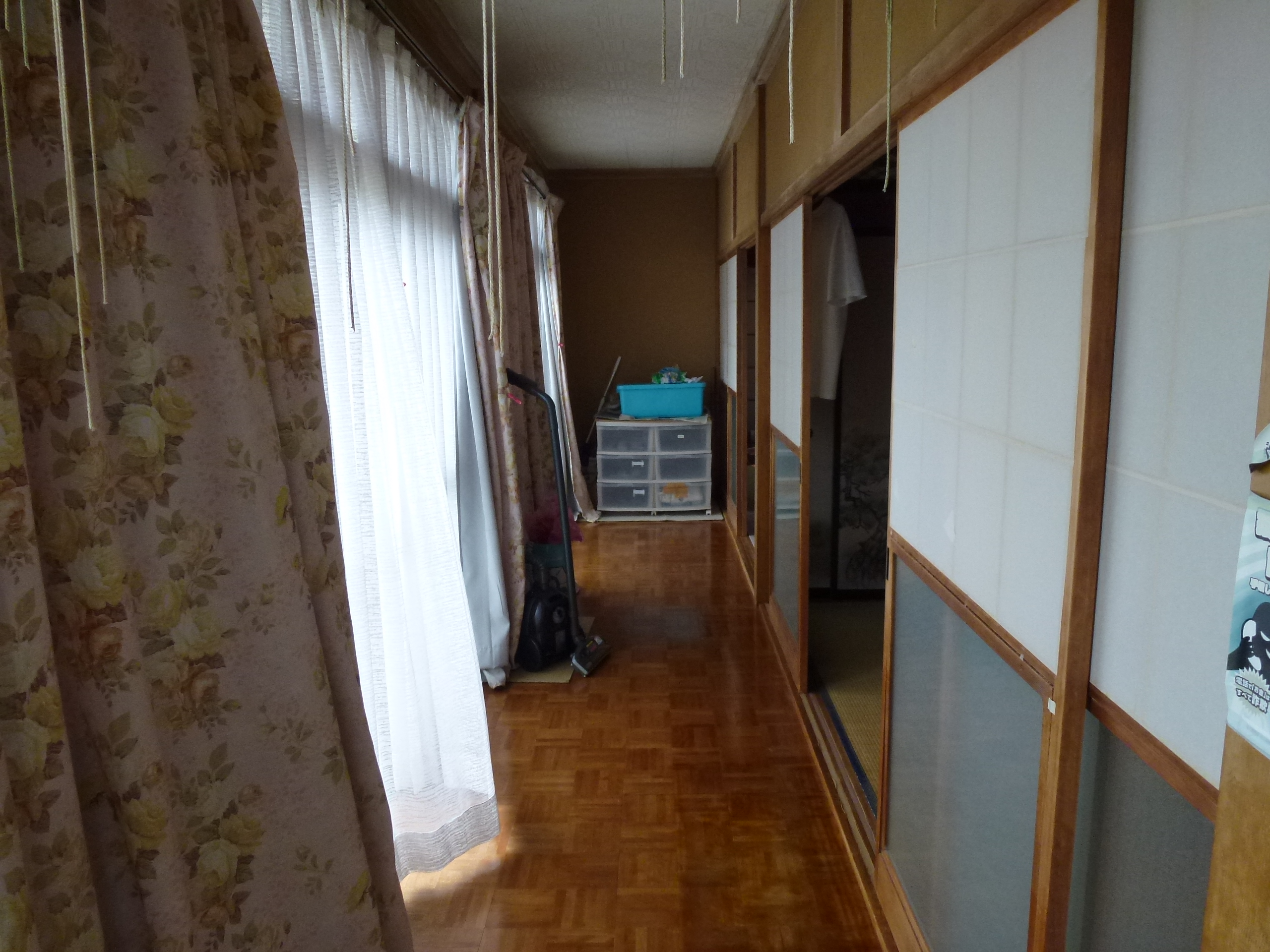 Wood house with outbuildings in Nagano