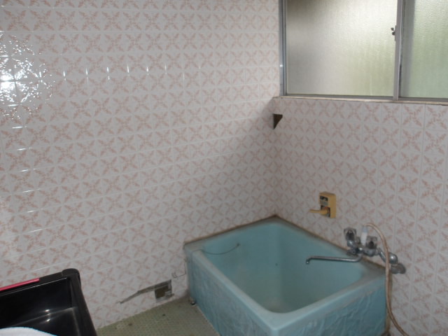 1970s wood house, 16-min walk to station, Satsumasendai