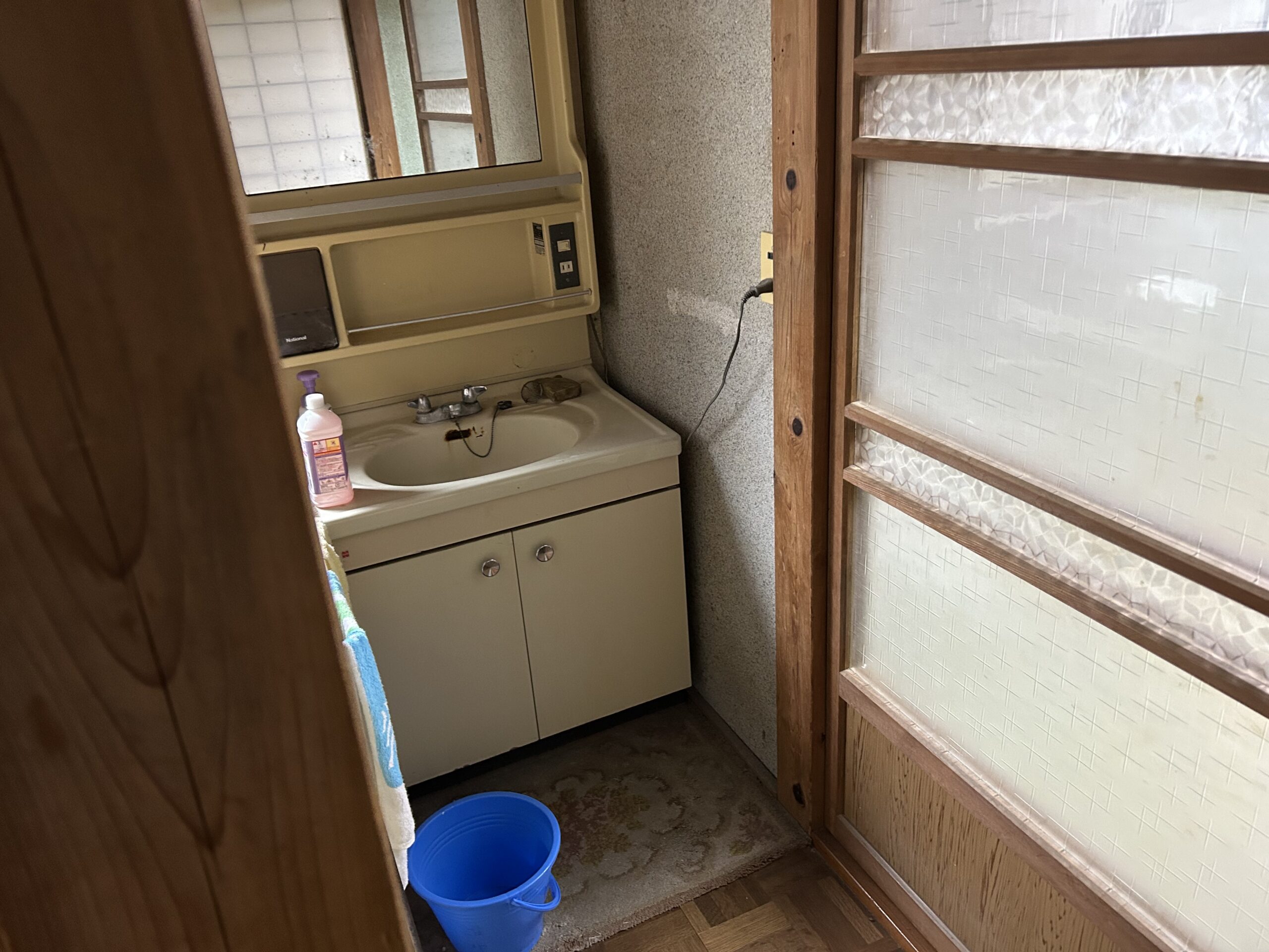 1960s wood house, 4-min walk to station, Chiba