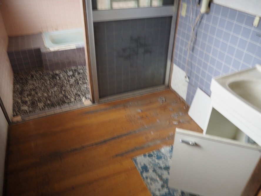 House, 15-min walk to station, Nagano