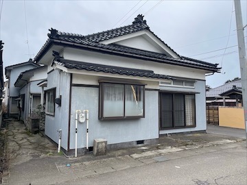 1970s house, 8-min walk to station, Akita
