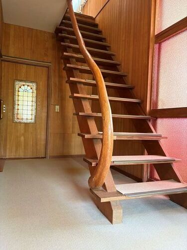 1970s wood house, 5-min walk to station, Kagawa
