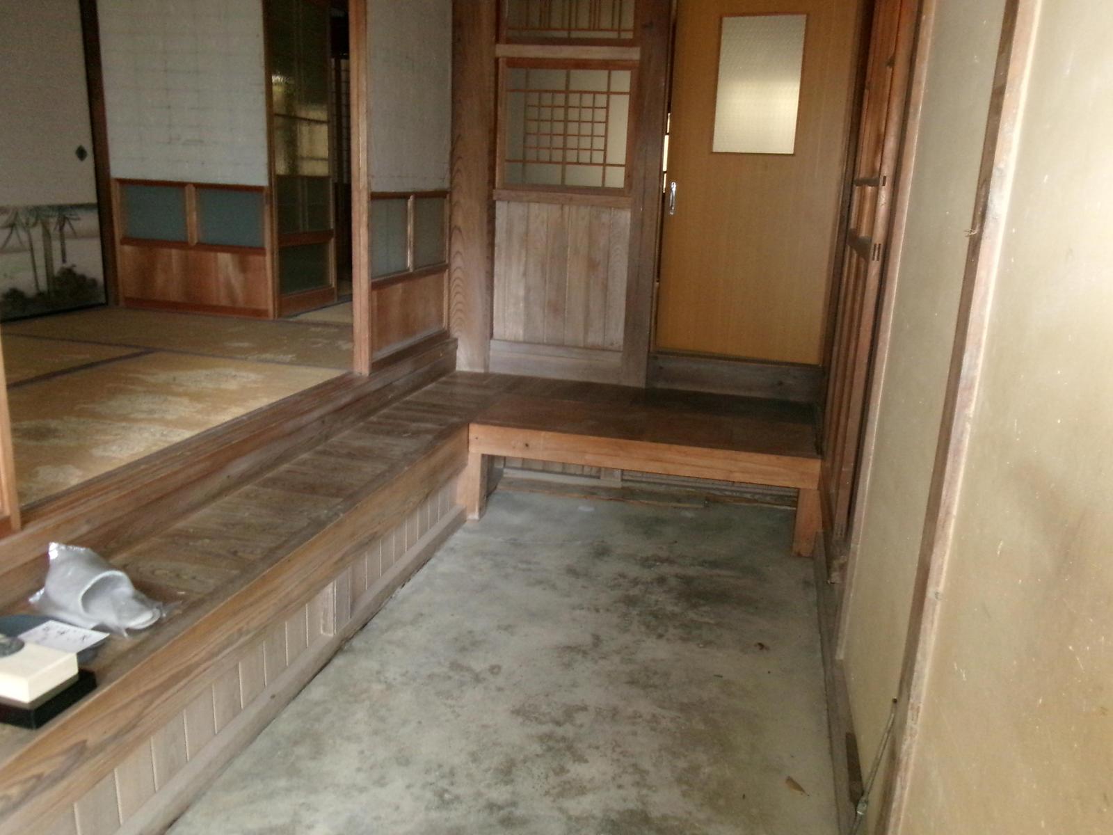 1990s wood house on a large plot in Hyogo
