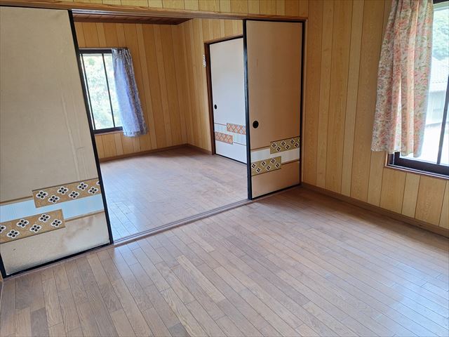 1950s wood house, 3-min walk to station, Yamaguchi
