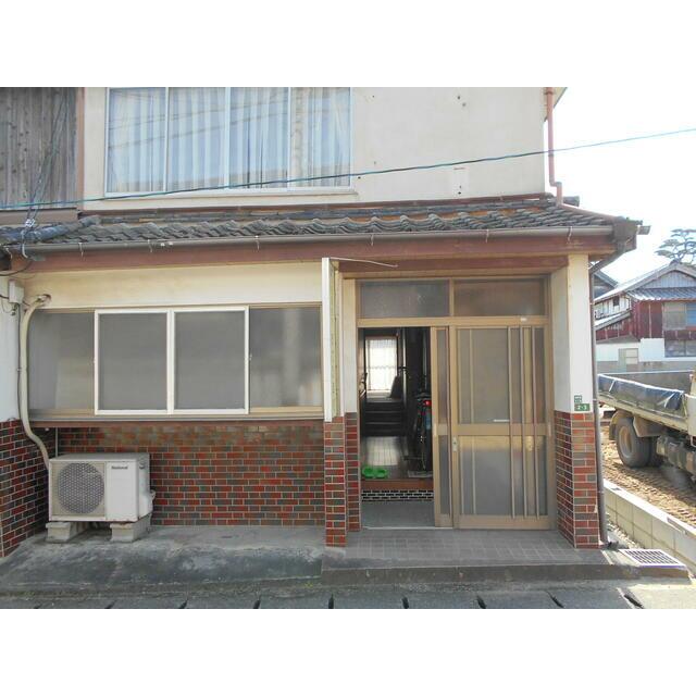 1950s wood house, 19-min walk to station, Fukuoka