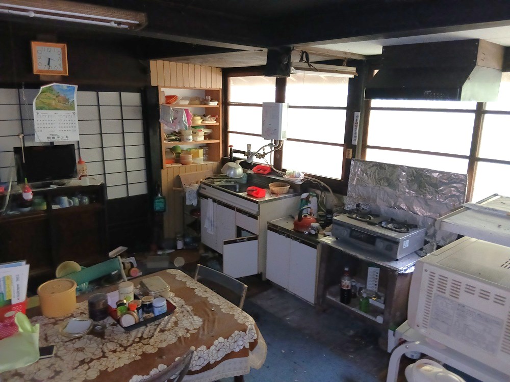 Wood house, 12-min walk to station, Iwate