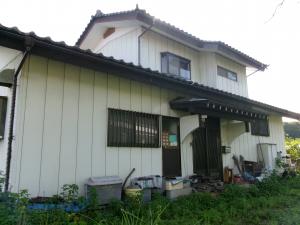 1990s wood house on a large plot in Gunma
