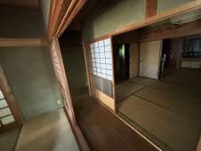 Wood house in Yamadono, Nagashima