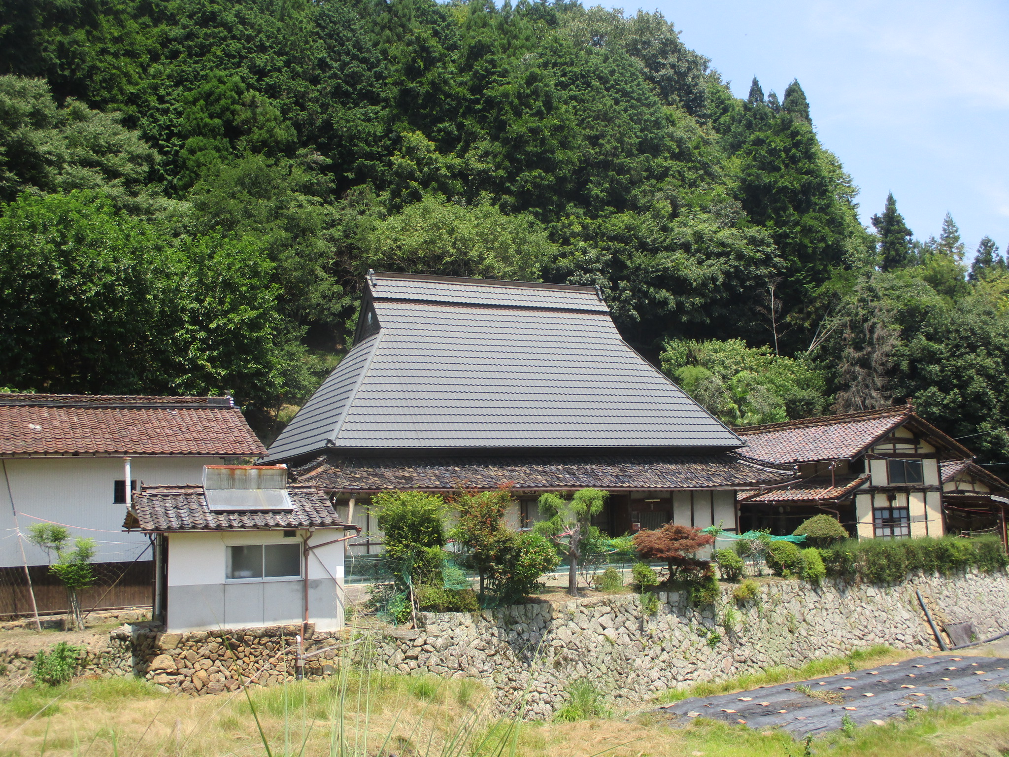 1860s wood house on a large plot in Hiroshima