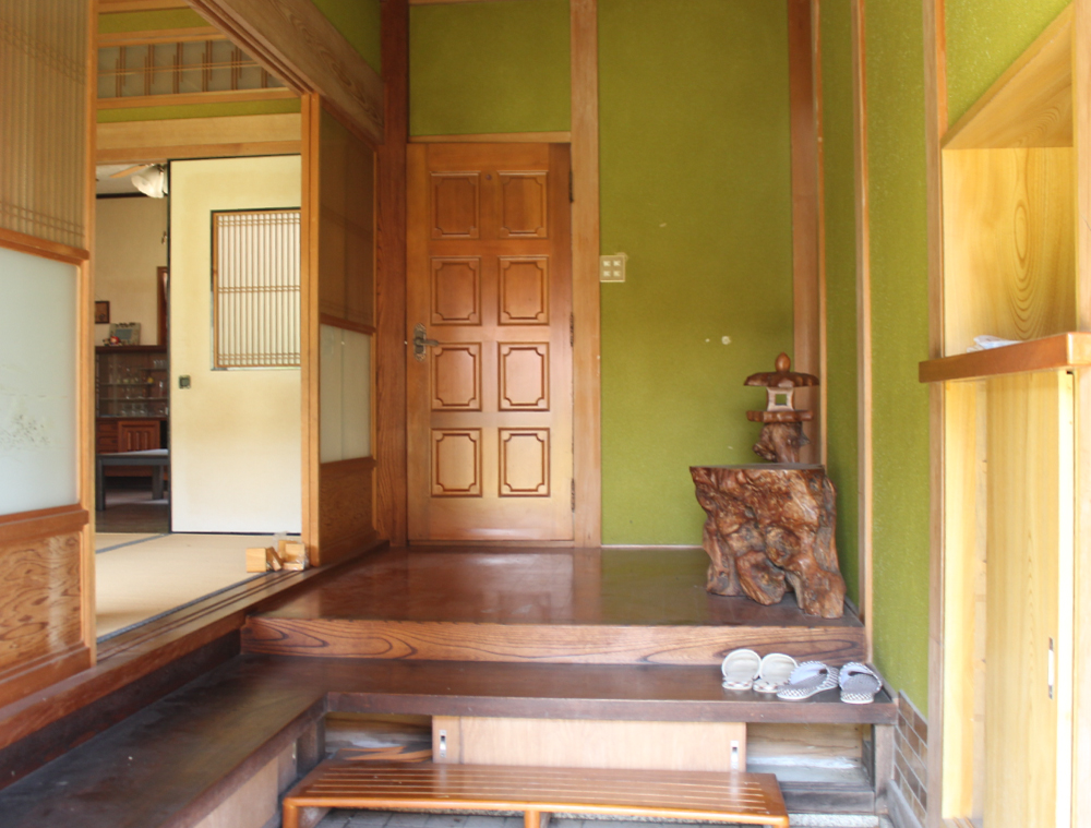 Wood house in Shiga