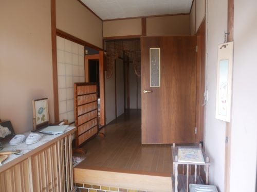 1970s wood house on a large plot in Hyogo