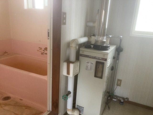 1970s wood house in Aomori