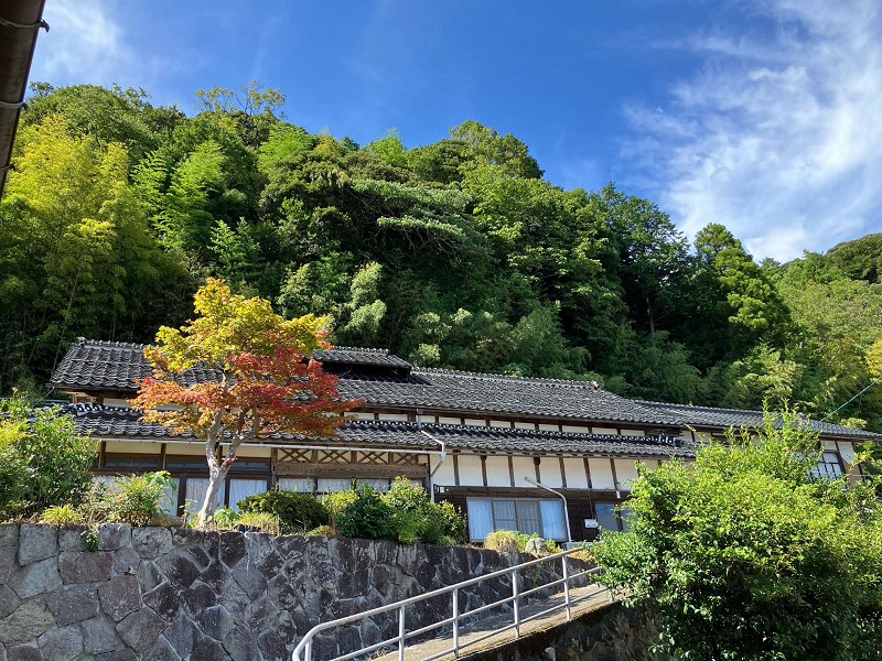 1890s wood house on a large plot in Tottori