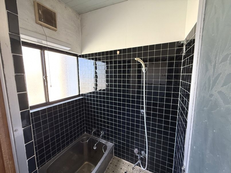 1970s wood house in Hachinohe