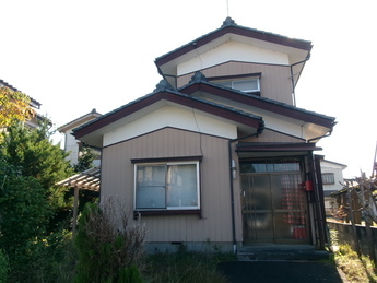 1970s wood house, 2-min walk to station, Niigata