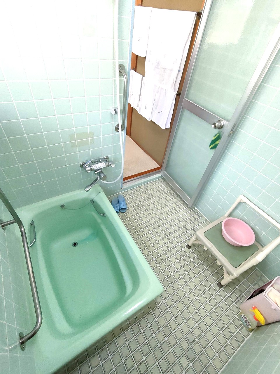 [Price Reduction] Ainan Town Nakanoura, House for Sale, 5DK, 4.8M yen, Spacious, well-maintained Japanese house with multiple rooms 6+ tatami; IH system kitchen; registered in municipal Akiya Bank