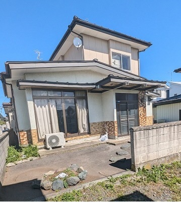 1970s wood house in Aomori